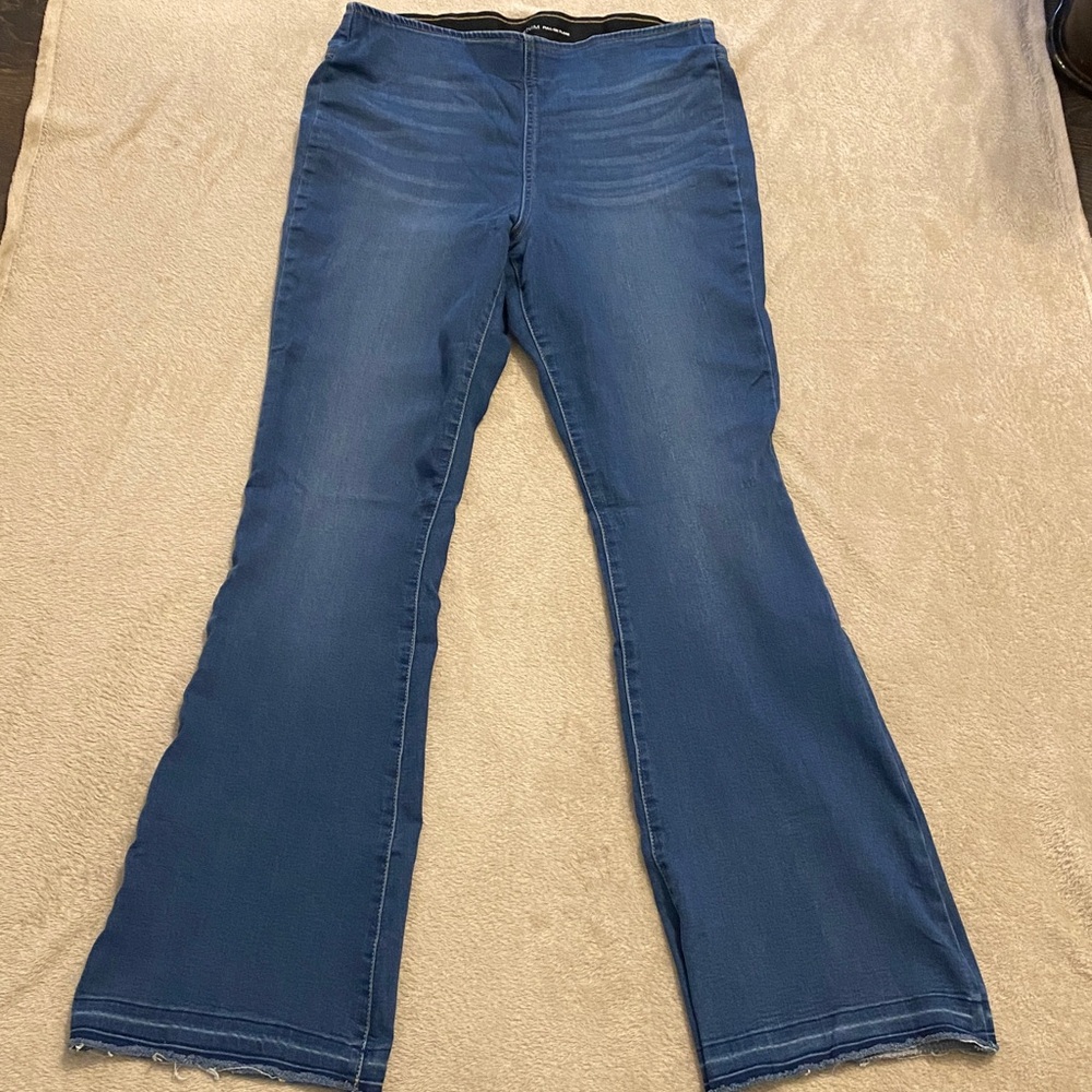 Inc Denim Pull On Flare Jeans sz 10/30